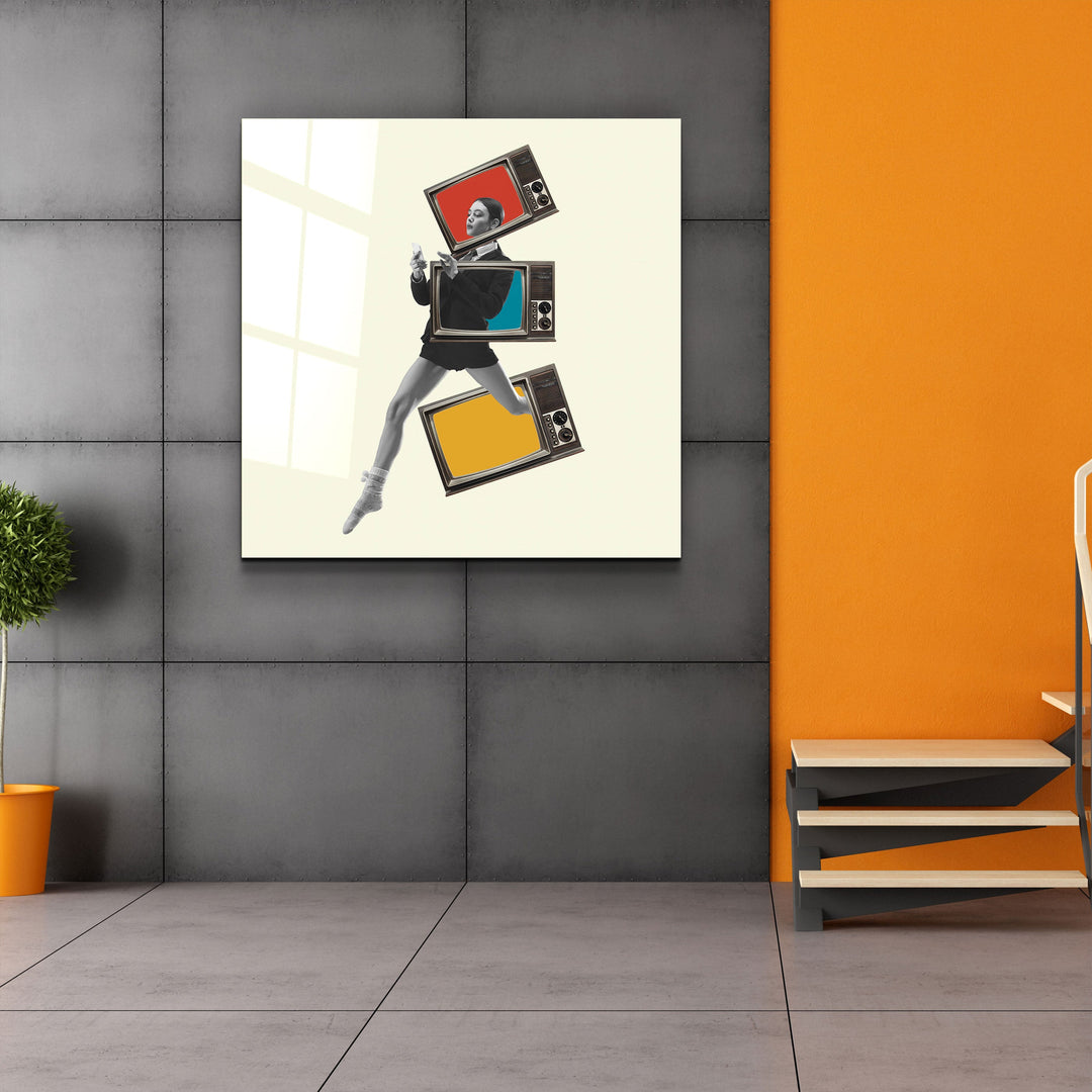 ."A little Hurry". Contemporary Collection Glass Wall Art