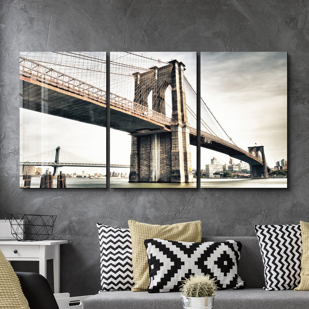 ・"Brooklyn Bridge - Trio"・Glass Wall Art