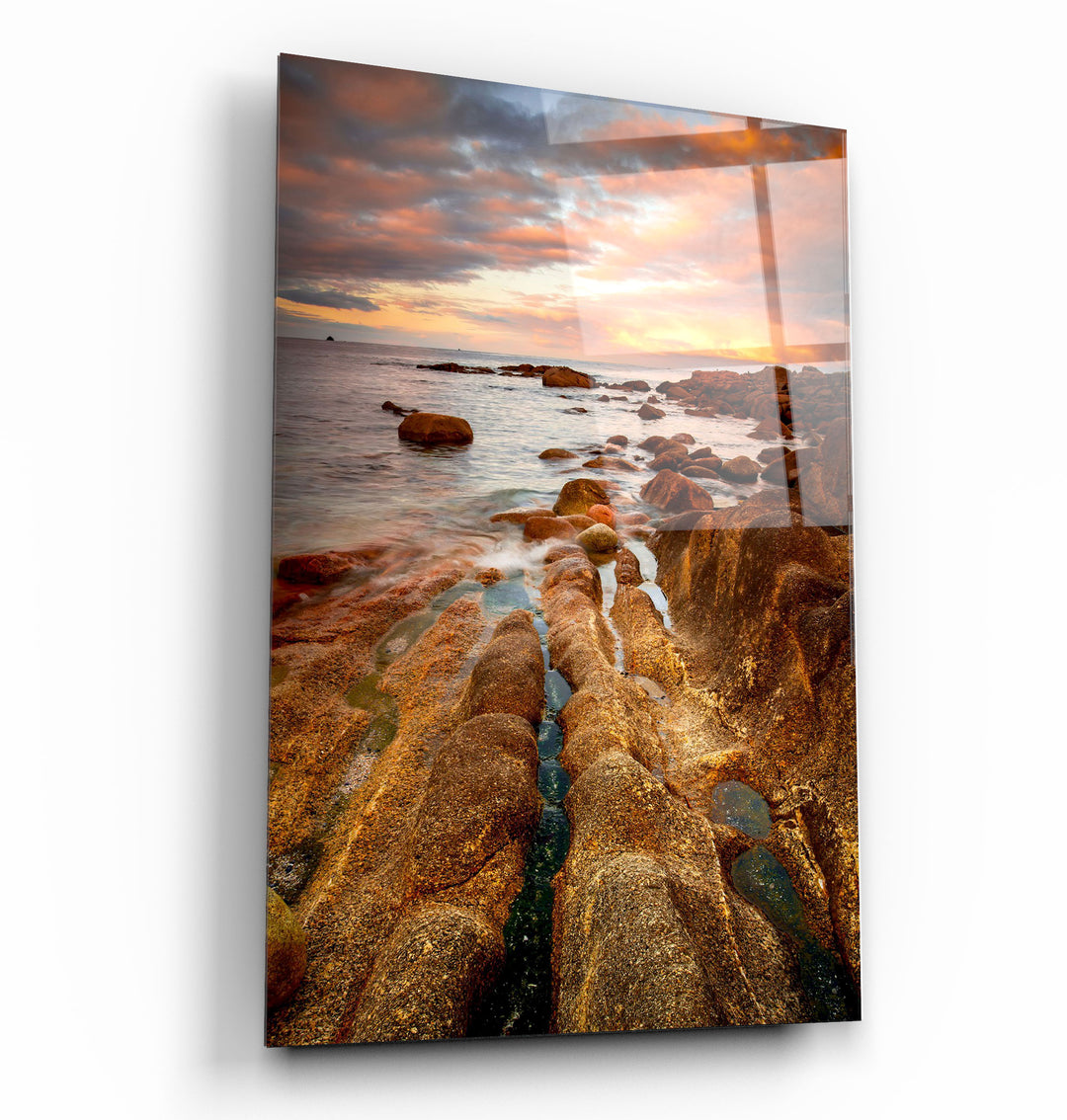 ・"Golden Rocks and Sunset"・Glass Wall Art | Artdesigna Glass Printing Wall Arts.