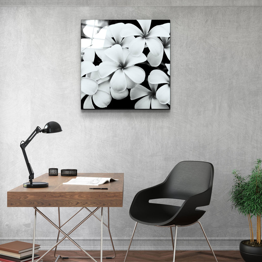 ・"Black and White Flowers"・Glass Wall Art | Artdesigna Glass Printing Wall Arts.