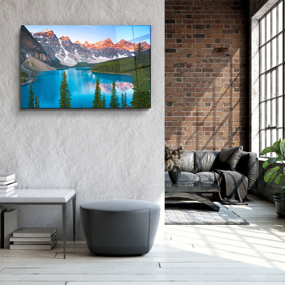 ・"Dawn over Moraine Lake in Canada's Banff National Park"・Glass Wall Art