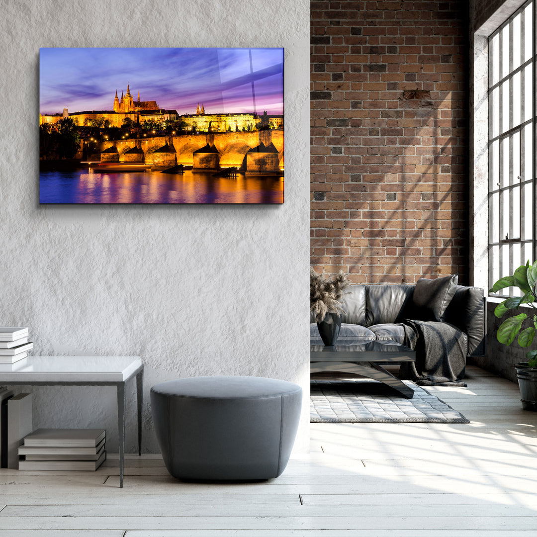 ・"Beautiful Prague Castle during twilight"・Glass Wall Art