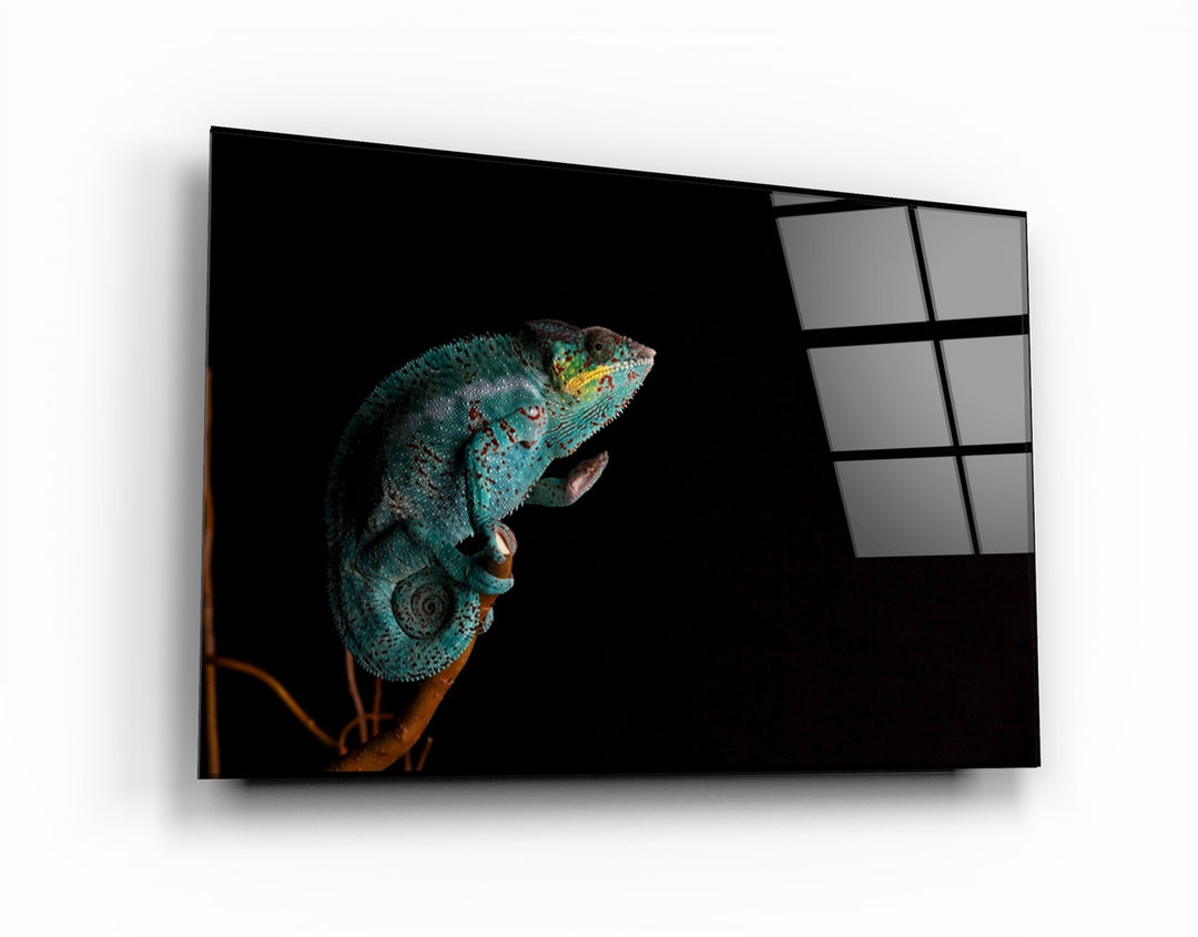 ・"Chameleon"・Glass Wall Art | Artdesigna Glass Printing Wall Arts.