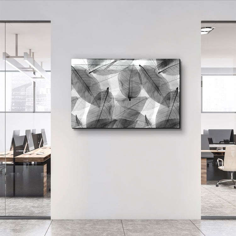 ・"Black - White Leaves"・Glass Wall Art | Artdesigna Glass Printing Wall Arts.