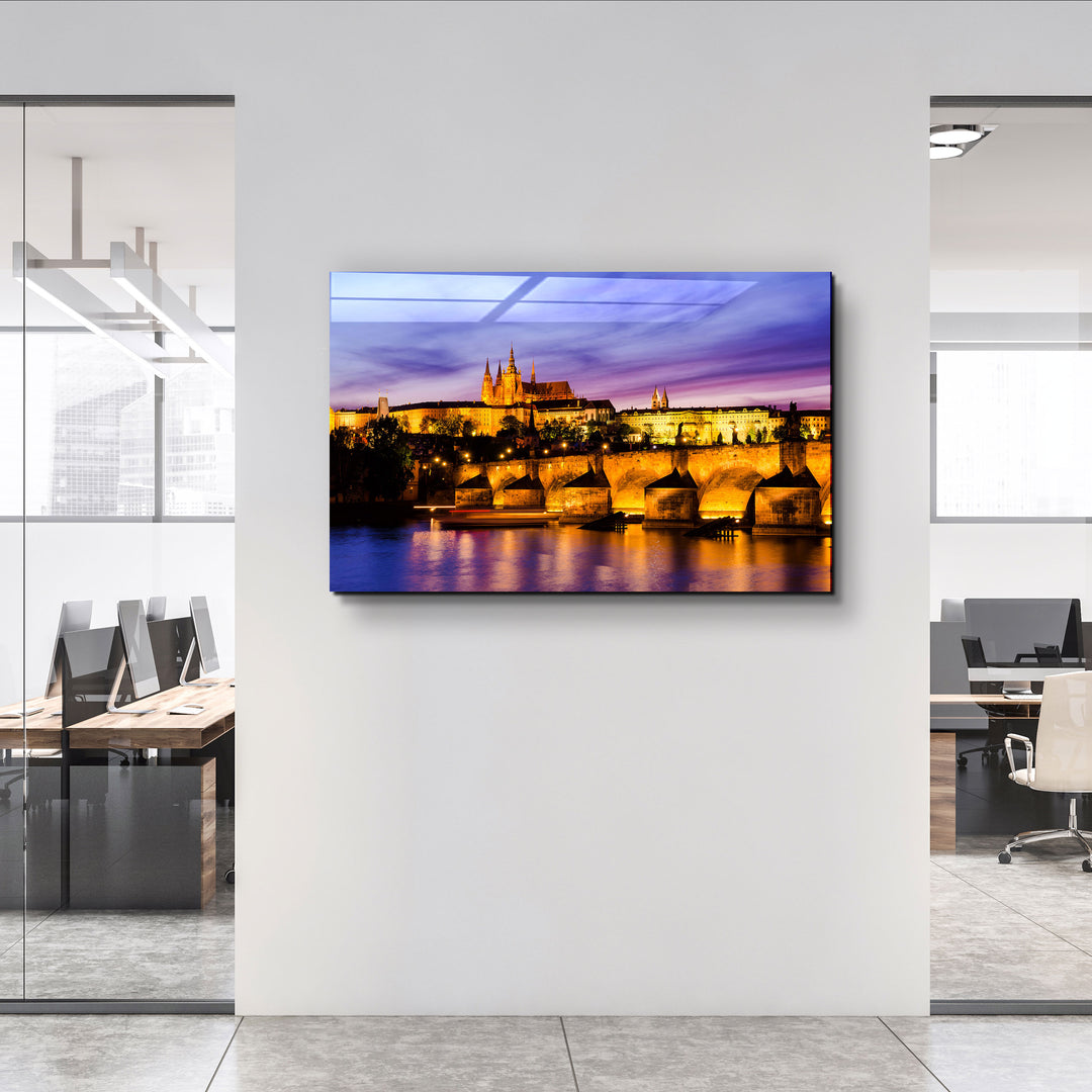 ・"Beautiful Prague Castle during twilight"・Glass Wall Art